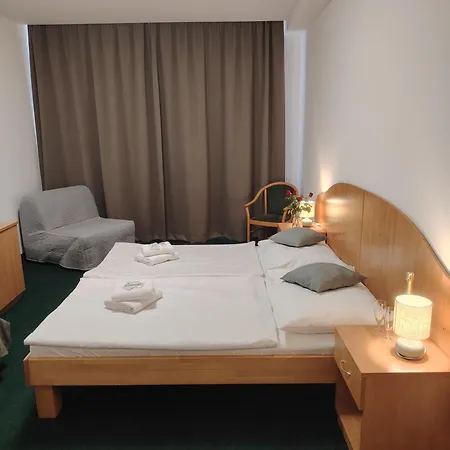 Hotel Legie Prague Exterior photo